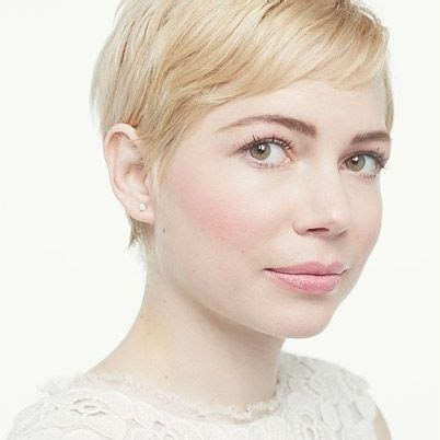 michelle williams pink pixie